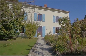 maison de village à la vente -   16240  MONTJEAN, surface 162 m2 vente maison de village - UBI437219732